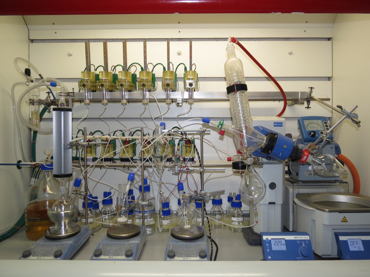 Hệ thống “chemputer” mới có thể cách mạng hóa sản xuất thuốc